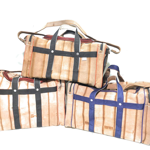 Washable Duffel Travel Bag with Side Pockets - 130L